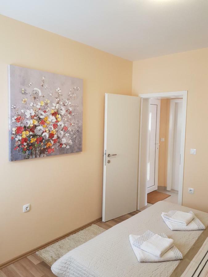 Apartments Brelezza Gornja Brela Exterior foto